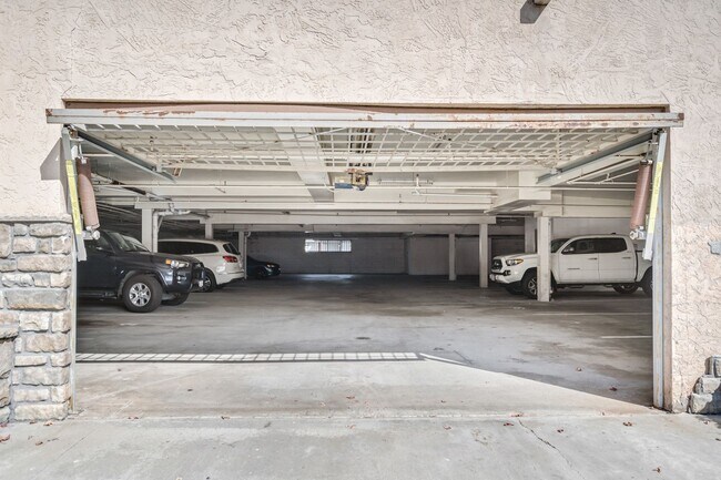 Building Photo - Remodeled 2 bed/2bath in Imperial Beach