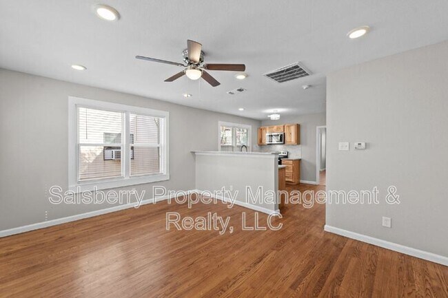 Building Photo - 3772 W 6th St