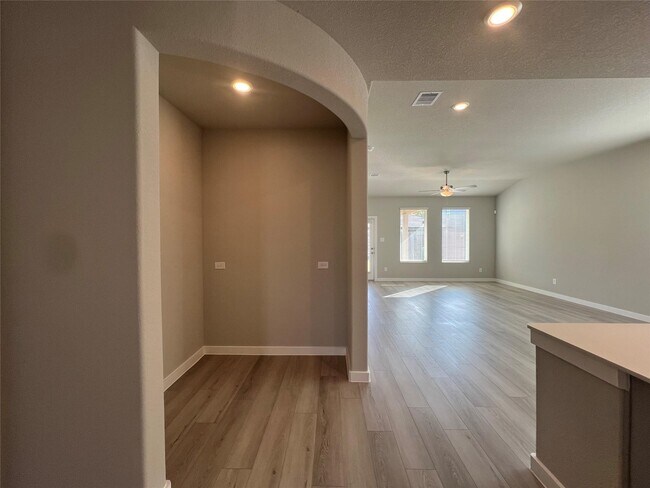 Building Photo - 2611 Colorado Crk Dr