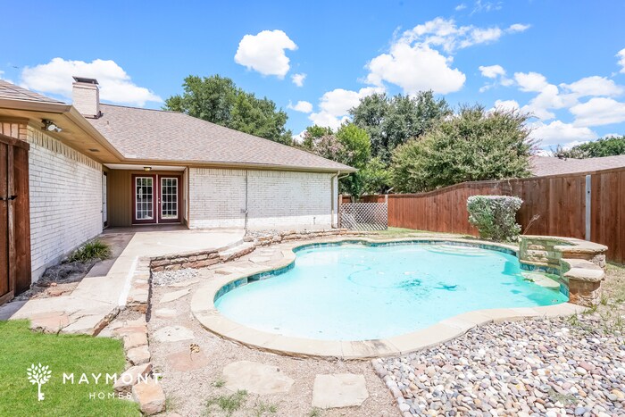Building Photo - 1604 Scottsdale Dr