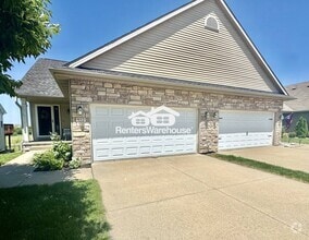 Building Photo - 832 SW Springfield Dr