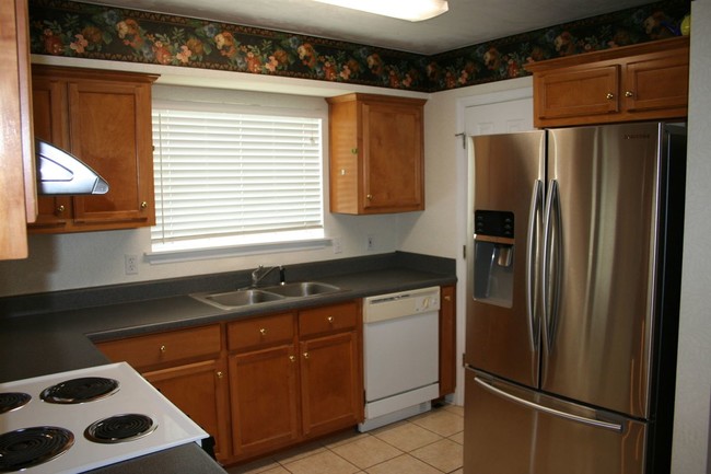 Building Photo - 3538 Chatelaine Ct