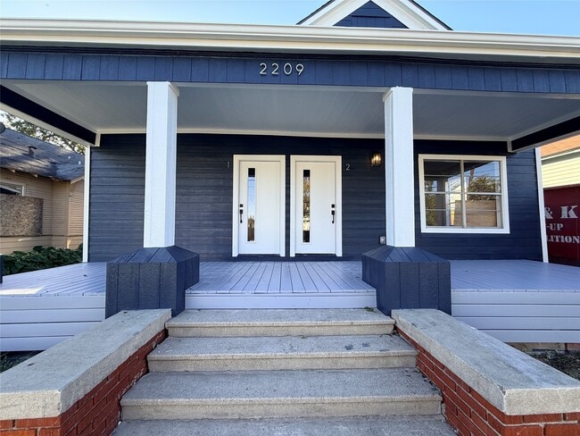 Primary Photo - 2209 Gano St