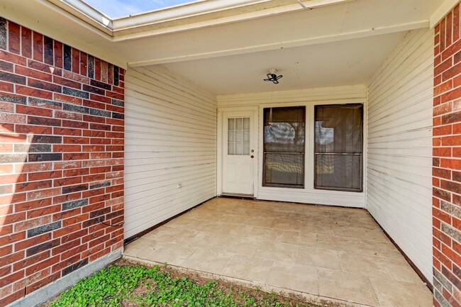 Building Photo - 8203 Eastpoint Blvd