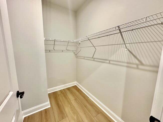 Building Photo - Spacious New Home in Sun City!