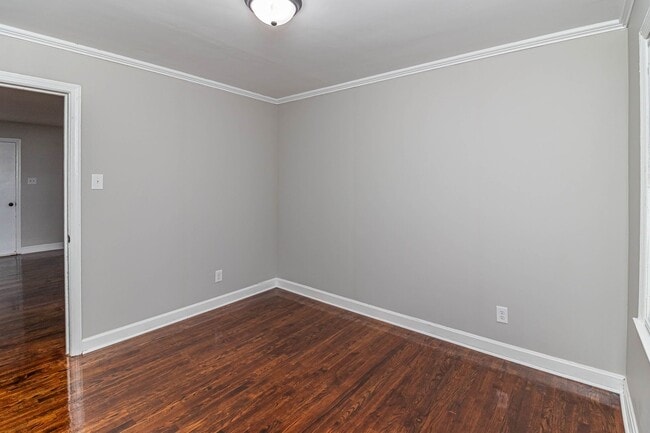 Building Photo - 3 BR | 1 BA Brick Home in Goldsboro *less than 2 miles from SJAFB!