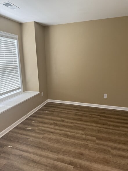 Building Photo - 85 Ridge Cir Dr