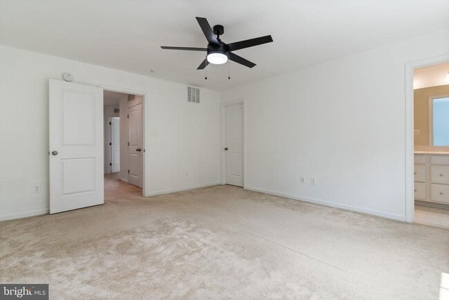 Building Photo - 23048 Mountain Laurel Ln