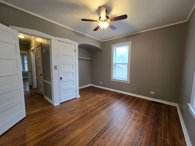 Building Photo - 249 E Park Blvd