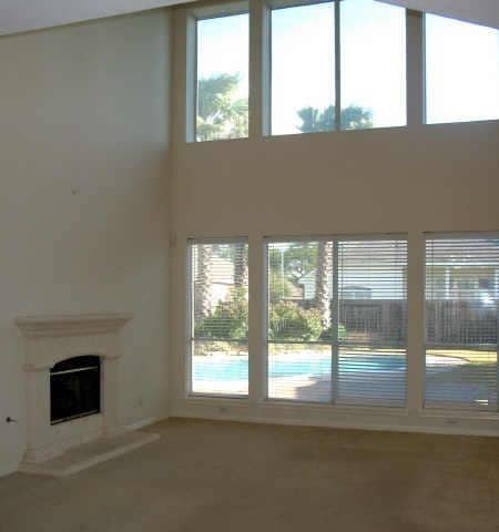 Building Photo - 1227 Ventura Canyon Dr