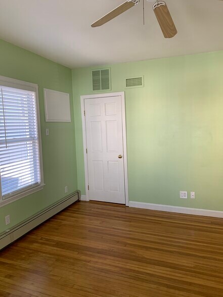 Building Photo - 6 Eliot St