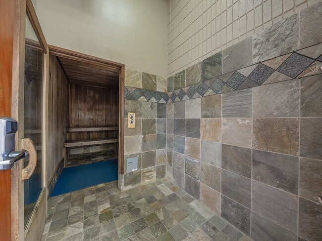 Building Photo - 445 Seaside Ave