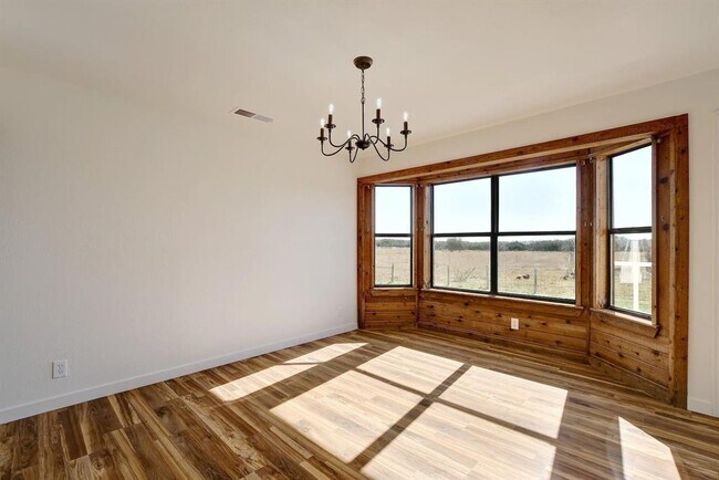 Building Photo - 501 Myers Creek Rd