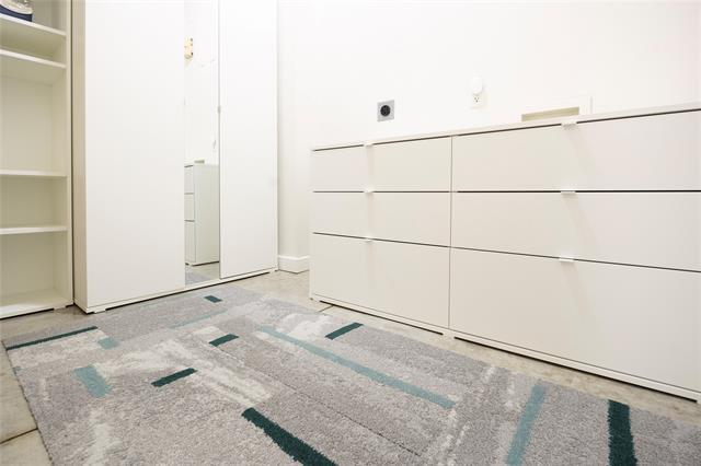 Building Photo - 1122 Jackson St