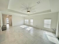 Building Photo - 16901 Lazzo Dr