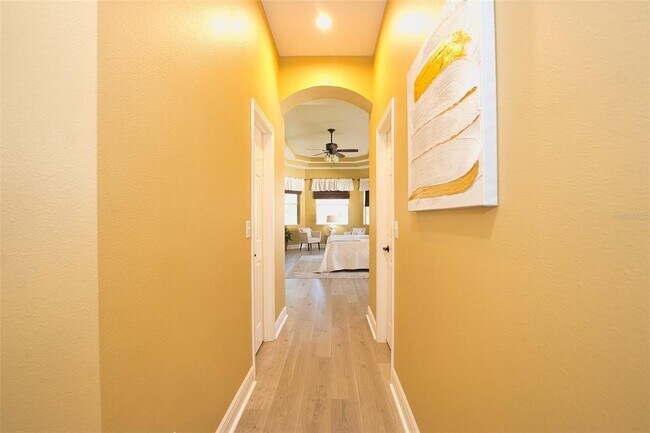Building Photo - 10513 Palm Cove Ave