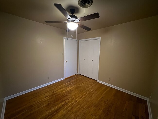Building Photo - 360 Virtual Tour Available