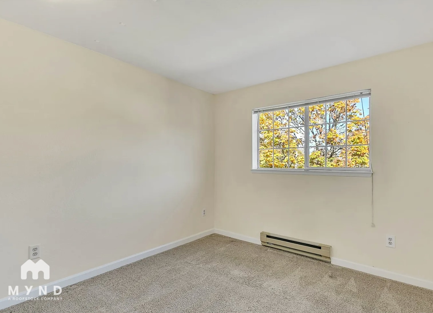 Building Photo - 17624 1st Ave S