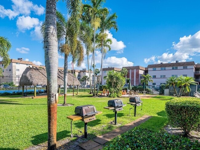 Building Photo - 8161 SW 24th Ct