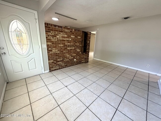 Building Photo - 7152 Koleda Dr