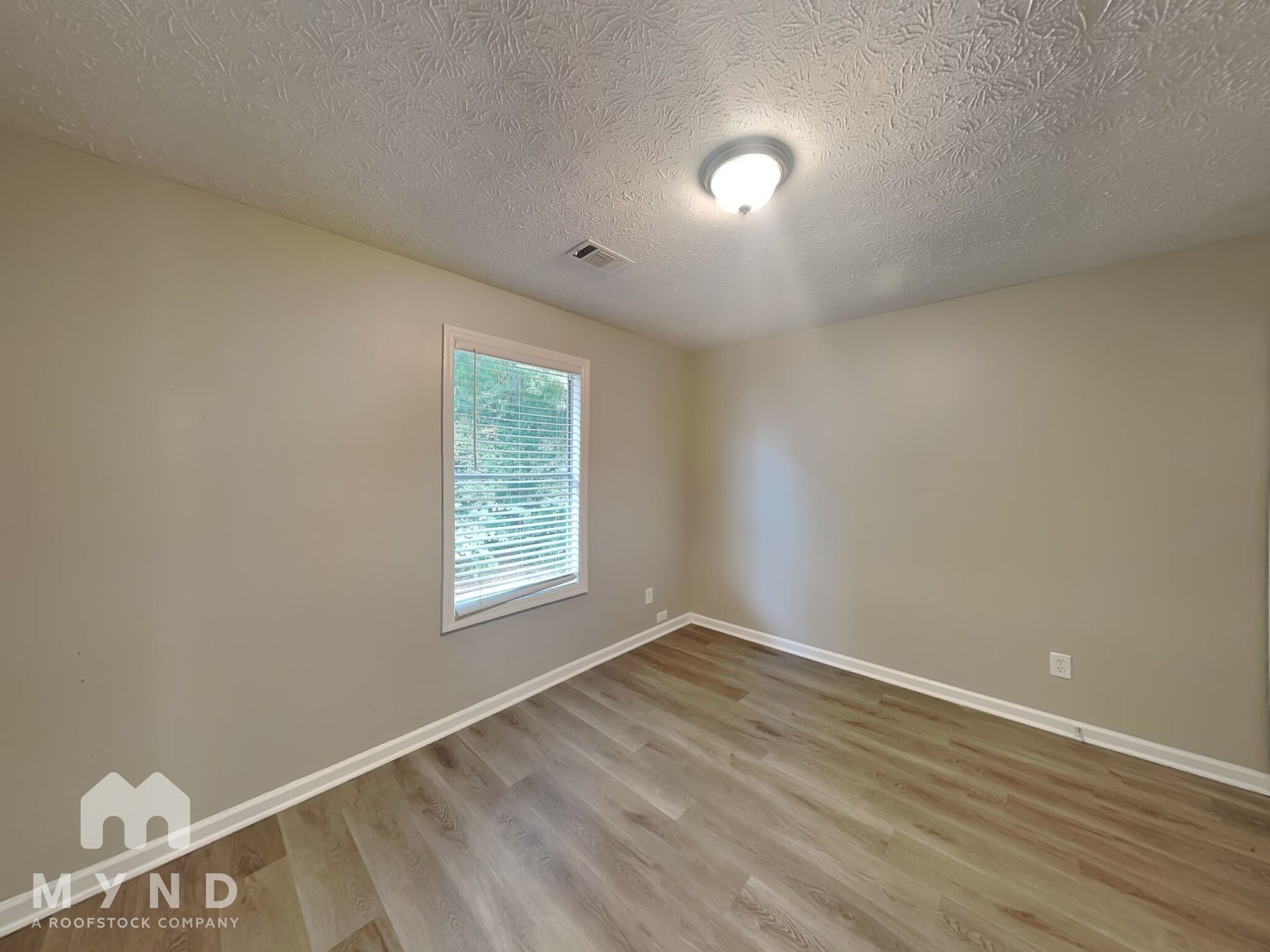 Building Photo - 7138 Lone Oak Trce