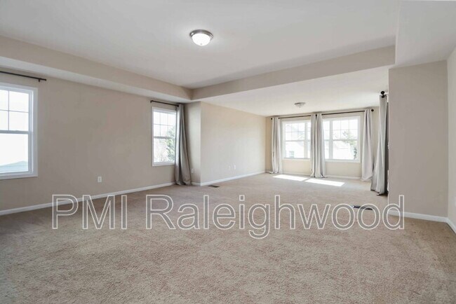 Building Photo - 1813 Baldhead Island Dr