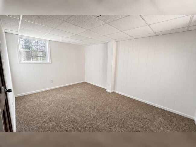 Building Photo - 1033 GA-155 N