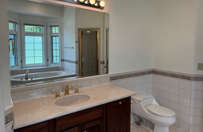 Building Photo - South AVL - Grand Residence in The Cotswol...