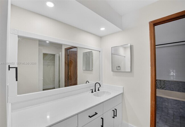 Building Photo - 14750 SW 111th St