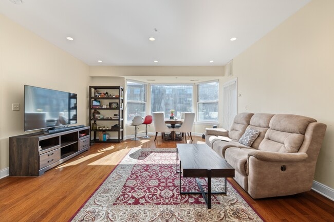 Building Photo - 20 Ave at Port Imperial