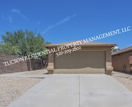 Building Photo - 6313 E Garden Stone Dr