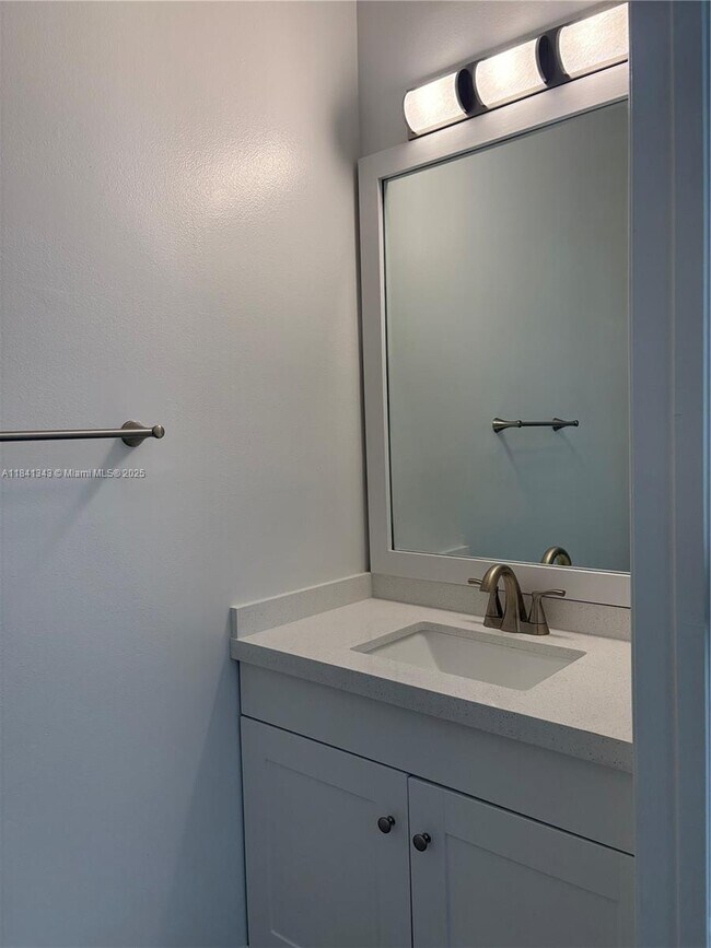 Building Photo - 2256 Salerno Cir