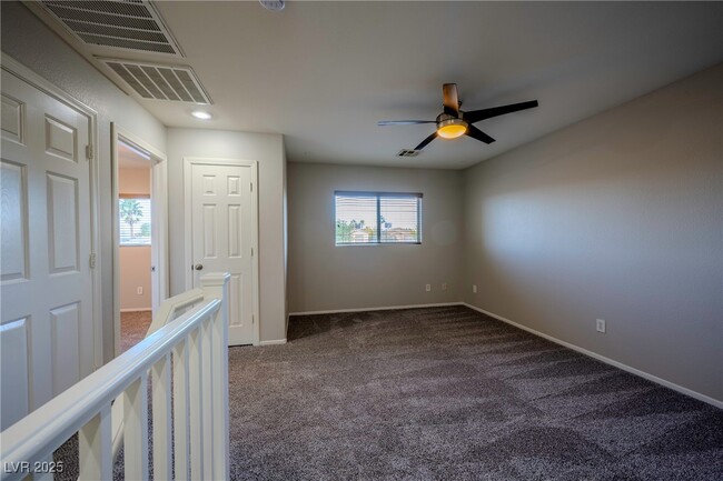 Building Photo - 5283 Broadlake Ln