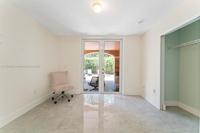 Building Photo - 15555 SW 26th Terrace