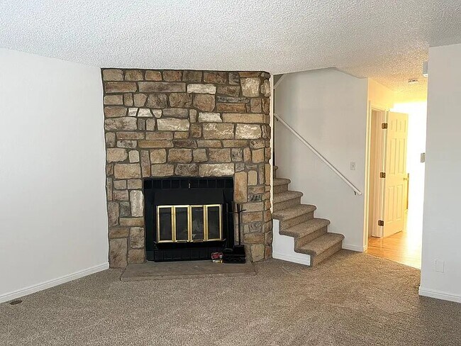 Building Photo - 1811 S Quebec Way