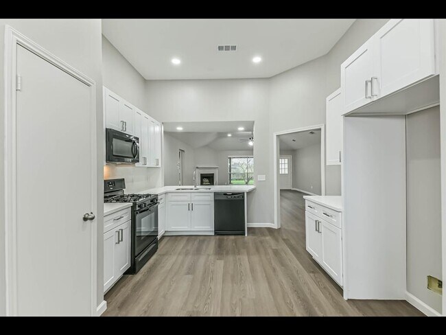 Building Photo - 3627 Liles Ln