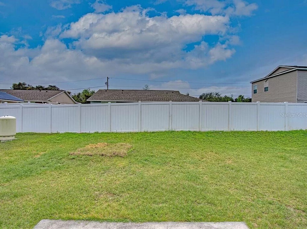 Fenced Patio View 1 - 1037 Cass Ave