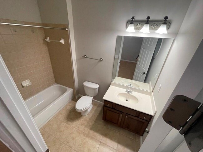 Building Photo - 12785 Doe Dr