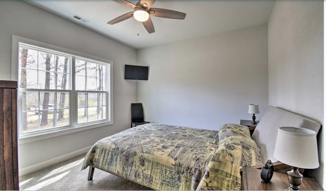 Building Photo - 29362 Stuarts Way