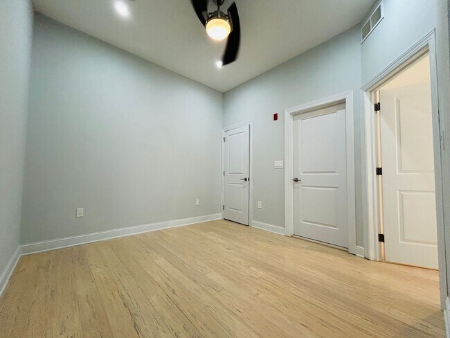 Building Photo - 4525 Fleming St