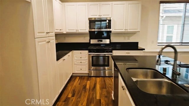 Building Photo - 371 N Bellarose Way