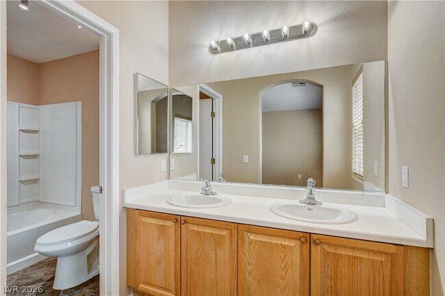 Building Photo - 9327 Ruby Arrow Ct