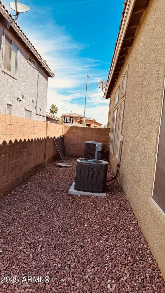 Building Photo - 3439 N 126th Dr
