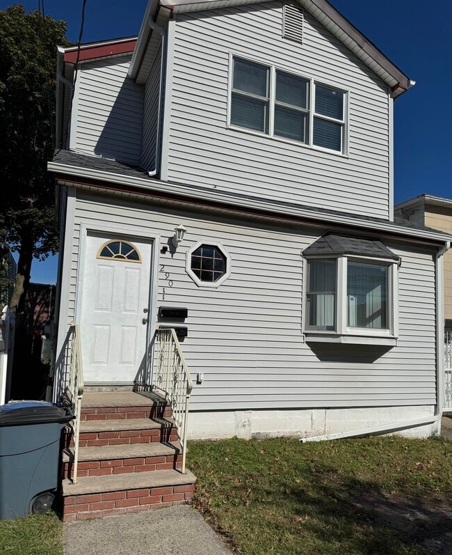 Primary Photo - 290 Centre Ave