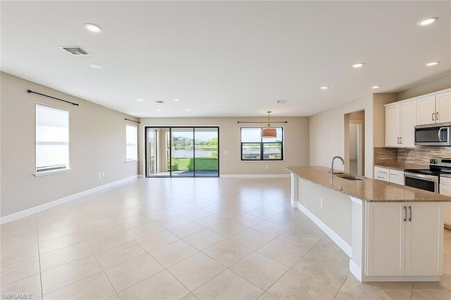 Building Photo - 17021 Ashcomb Wy