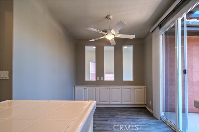 Building Photo - 15 Riva Dr