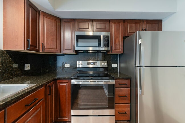 Building Photo - 43 Foxcroft Rd