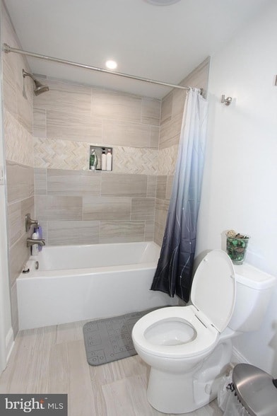 Building Photo - 38 Riggs Rd NE