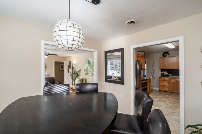 Building Photo - 487 Kentucky Ave