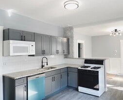 Building Photo - 3823 Muriel Ave